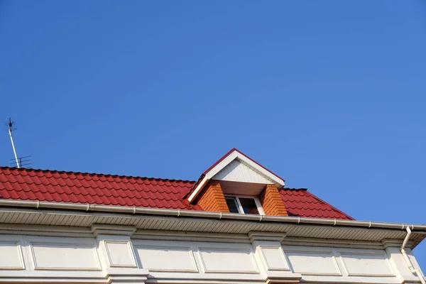 Energy-Efficient Roofing: What Your Contractor Should Offer
